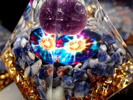 アメジストスフィアタイプ オルゴナイトピラミッド 空間浄化 安眠 魔  