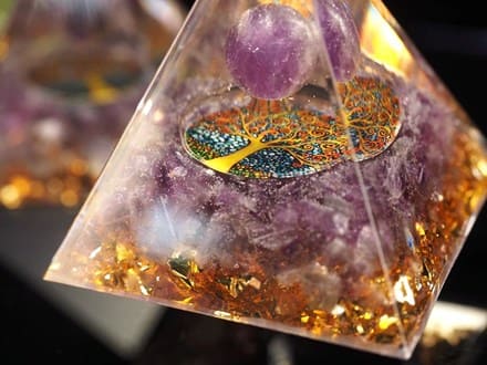 ツリーオブライフタイプ オルゴナイトピラミッド 空間浄化 安眠 魔除け