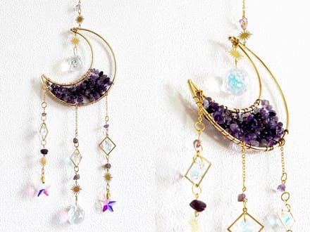 アメジスト ムーンタイプ サンキャッチャー 月の形のフレームに天然石