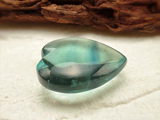 ☆ぷっくり可愛いハート型☆超透明＆艶感抜群☆1個750円☆受験のお守り