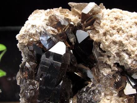 漆黒の魔除けの石特殊モリオン（黒水晶）クラスター レアカラー