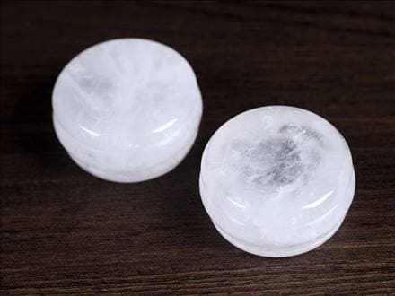 ☆シンプルイズベスト☆天然石製☆ちょっぴり贅沢な逸品☆天然石