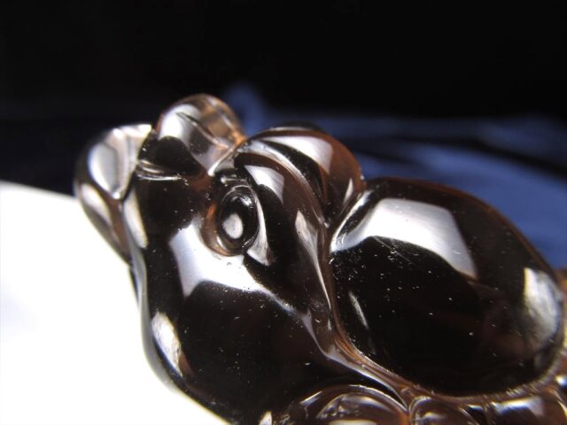 ☆スモーキークォーツ使用☆クールなダークブラウン☆財を集めるカエル