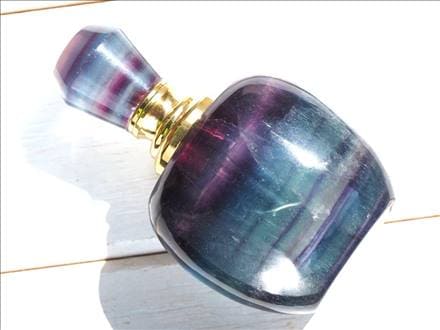 ◇天然石ボトルに癒しの香りをしのばせて♪◇高級感ある淡水パール香水