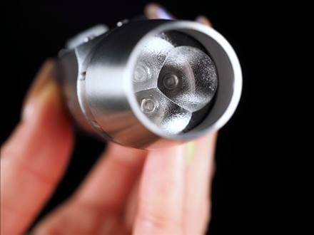 天然石・鉱物・宝石用鑑定ライト◆強光！6種に光るLEDライト 天然石・鉱物・宝石用鑑定ライト◇強光！6種に光るLEDライト