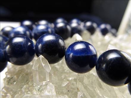 ☆一連☆濃色ソーダライト☆夢や目標のサポートする石☆ディープ