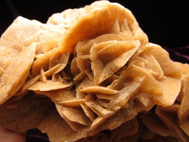 大自然のアート　天然鉱物　自然芸術品　デザートローズ　砂漠の薔薇　置物 大自然のアート 天然鉱物 自然芸術品 デザートローズ 砂漠の薔薇