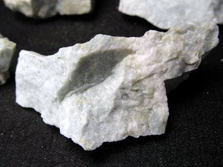 ☆数量限定入荷！☆世界最古の翡翠「糸魚川翡翠」☆日本の国石「翡翠