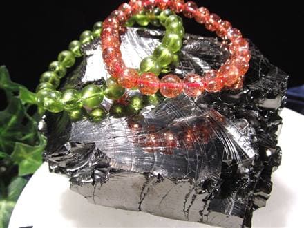 ◇艶光沢抜群！高品質のシュンガイト原石◇20億年前に形成された奇跡の