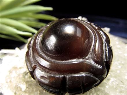 ◇希少な彫刻天珠◇風水開運「龍眼」デザイン×「神の眼」と言われる  