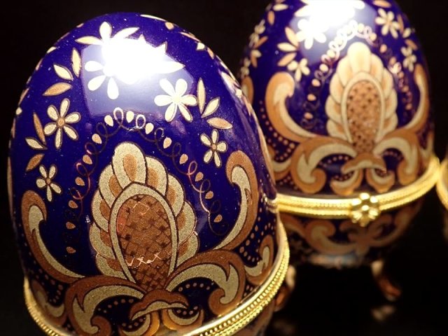 ◇インテリアジュエリーケース◇高貴なダマスク調の瑠璃色で自立する