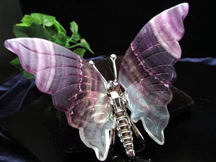 ☆天然石ならではの色彩！☆美学や精神的成長、変化、復活の象徴！蝶々