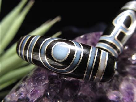 ◇銀との組み合わせでパワーアップ！◇特殊技法により銀線が埋め込まれ  