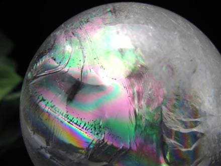 【早い者勝ち】【透明度抜群】【貴重】【虹】水晶クォーツインクォーツ雫型 高品質】 天然水晶 レインボークォーツ（虹・ルチル入り） 丸玉