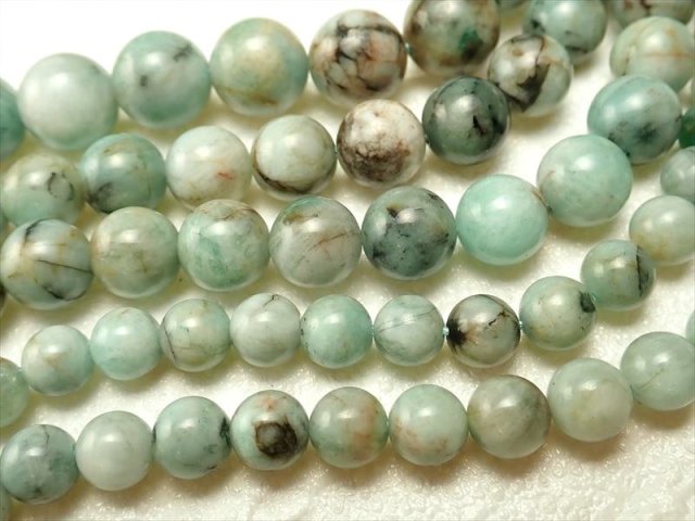 ☆一連☆世界四大宝石！つやつやグリーン☆自分と周りを癒す石