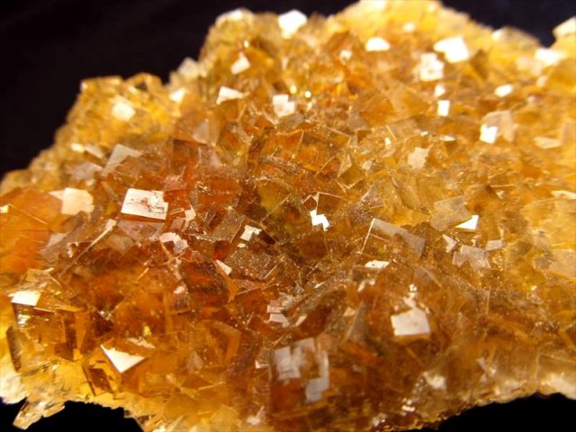 ◇ドイツ・ミュンヘン展示会商品◇1点物◇スペイン産フローライト【蛍