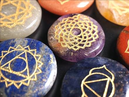 ◇7種のヤントラ刻印＆7色チャクラタンブル◇大人気スピリチュアル