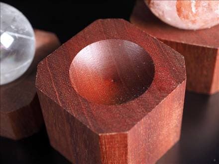 ☆温かみがあり人気の木製タイプ☆天然石が映えるシンプル