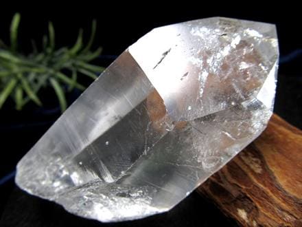レムリアンシードクリスタル 1282ｇ　（シンギング） ☆古代の叡智を封じ込めた水晶☆別名シンギングクリスタル☆清らかな力