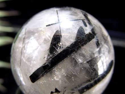 ☆激レア・希少タイプ！☆迫力の極太ブラックトルマリン結晶内包☆強力