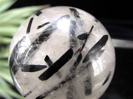 ☆激レア・希少タイプ！☆迫力の極太ブラックトルマリン結晶内包☆強力