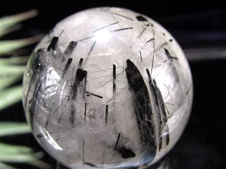 ☆激レア・希少タイプ！☆迫力の極太ブラックトルマリン結晶内包☆強力