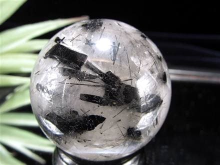 ☆激レア・希少タイプ！☆迫力の極太ブラックトルマリン結晶内包☆強力