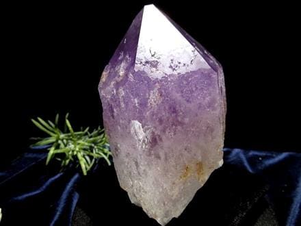 ◇存在感抜群！特徴的大型結晶◇世界中から愛されるアメジストの聖地 