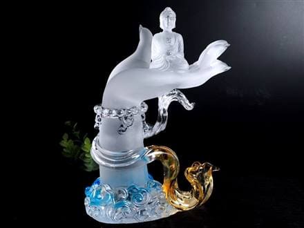 ◇神秘の清流に佇む慈愛の手◇守護と導き・平穏と悟りの境地を象徴