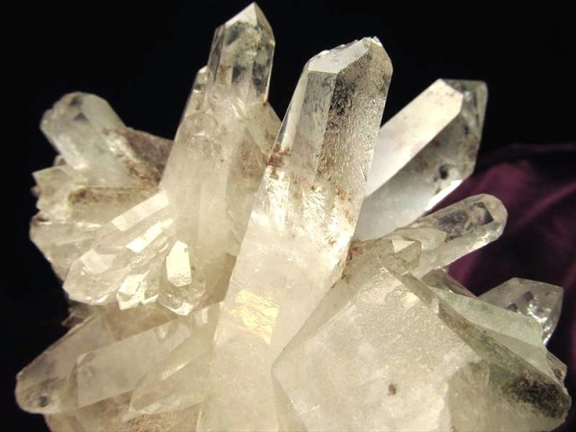 ★希少！特殊形状の庭園水晶クラスター★自然の生んだ芸術品★純粋と浄化を象徴する万能ストーン  ★1点物★ガーデン付き群生ポイント水晶クラスター★最大幅約7.5cm★約57.1g★【ブラジル産】