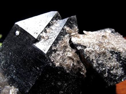 ◇漆黒の極上結晶◇世界有数のパワースポット「アーカンソー州産