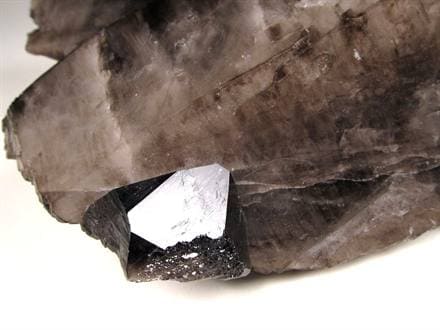 ◇圧巻！超ド級の巨大モリオン！◇漆黒の極上結晶◇世界有数のパワー