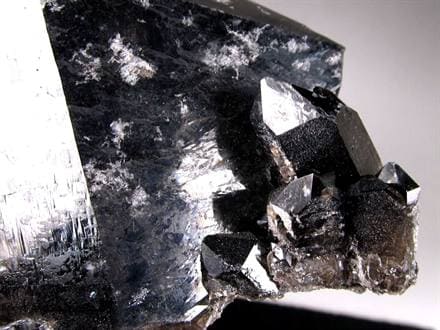 ◇圧巻！超ド級の巨大モリオン！◇漆黒の極上結晶◇世界有数のパワー