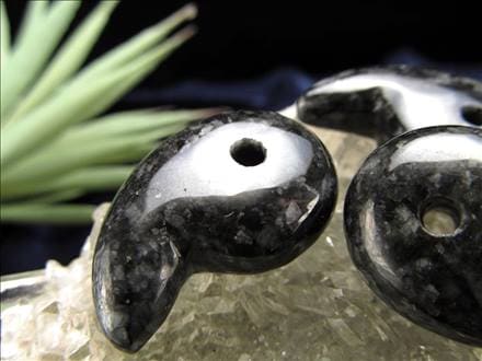 黒翡翠ブラックジェイドA貨翡翠18金ゴールドビルマ