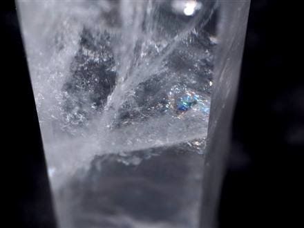 ◇巨大！最大級サイズの水晶ポイント◇美しい虹入り◇インテリアや空間