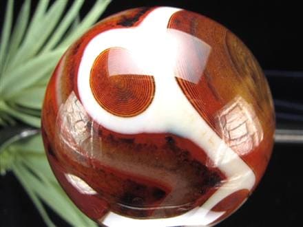 ☆自然が作り出す魅惑の縞模様☆情熱的なレッドレースアゲート☆邪を