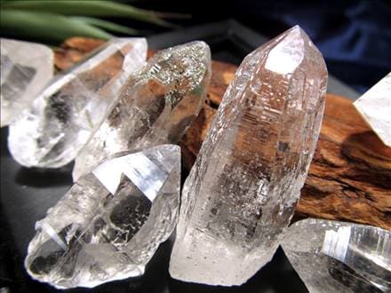 ネパール産ガネーシュヒマール水晶原石　ルチル入り ネパール ガネーシュヒマール産クォーツ（水晶）の原石 No.4 - cute