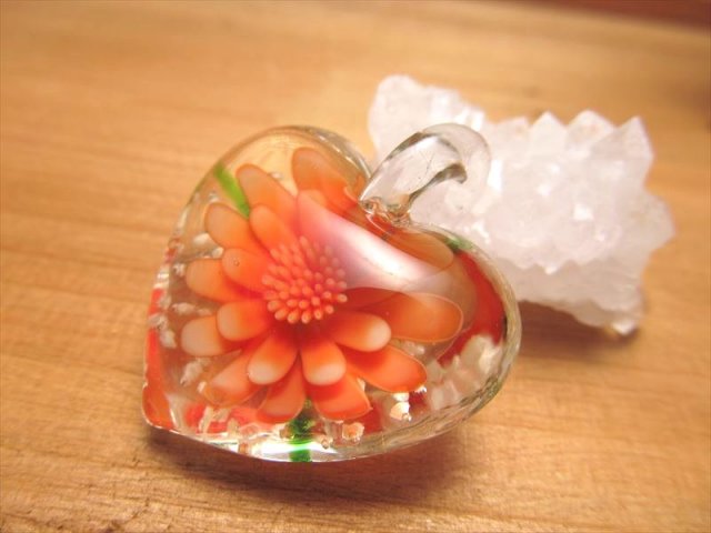 ☆全5種☆手作り・花モチーフのハンドクラフトペンダント☆激安5個