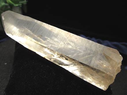 究極品質超古代の叡智を宿した光のクリスタル幻の虹煌めくゴールデン