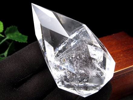 バイーア州セントセ産レムリアンのファセットカット バイーア州セントセ産レムリアンシードクリスタル ファセット