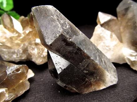 約2キロ　スモーキーモリオン　原石クラスター 約2キロ スモーキーモリオン 原石クラスター 約2キロ スモーキー