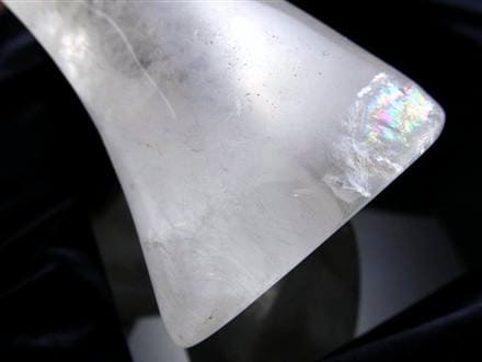 ★特選一品★幸福を運ぶ『天使モチーフ』【天然水晶エンジェル彫り置物１体】❤️ ◇幸福を運ぶ天使モチーフ◇守護や優しさの象徴◇インテリアや