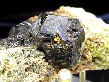 メラナイト ガーネット 灰鉄柘榴石 201,7g AND103 原石 天然石 メラナイト ガーネット 灰鉄柘榴石 原石 48,6g AND017 原石 天然石