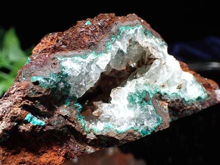 ◇ベルベット調の青緑結晶が咲き誇る◇自然が描いた小さな庭園◇美と