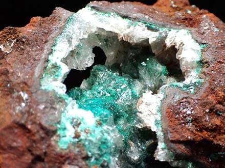 ◇ベルベット調の青緑結晶が咲き誇る◇自然が描いた小さな庭園◇美と