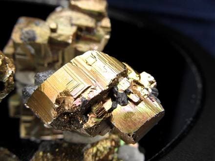 ◇幻の逸品！「虹色黄鉄鉱」◇もう採れない！一度限りの採掘