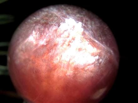 ☆超希少スフィア☆見る角度により色彩が変わる美しい結晶☆妖艶ピンク