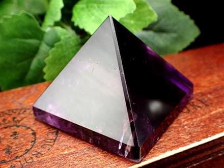 ◇限定入荷！◇大人気ピラミッド型◇透明度抜群！濃厚発色◇最も高貴な