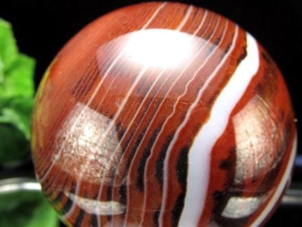 ☆自然が作り出す魅惑の縞模様☆情熱的なレッドレースアゲート☆邪を