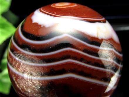 ☆自然が作り出す魅惑の縞模様☆情熱的なレッドレースアゲート☆邪を